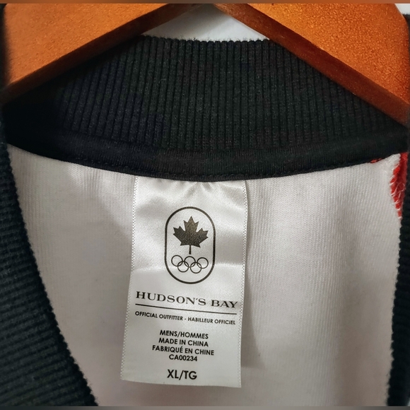 Hudson's Bay HBC Olympic Men's XL Team Canada Light Jacket - Picture 2 of 14